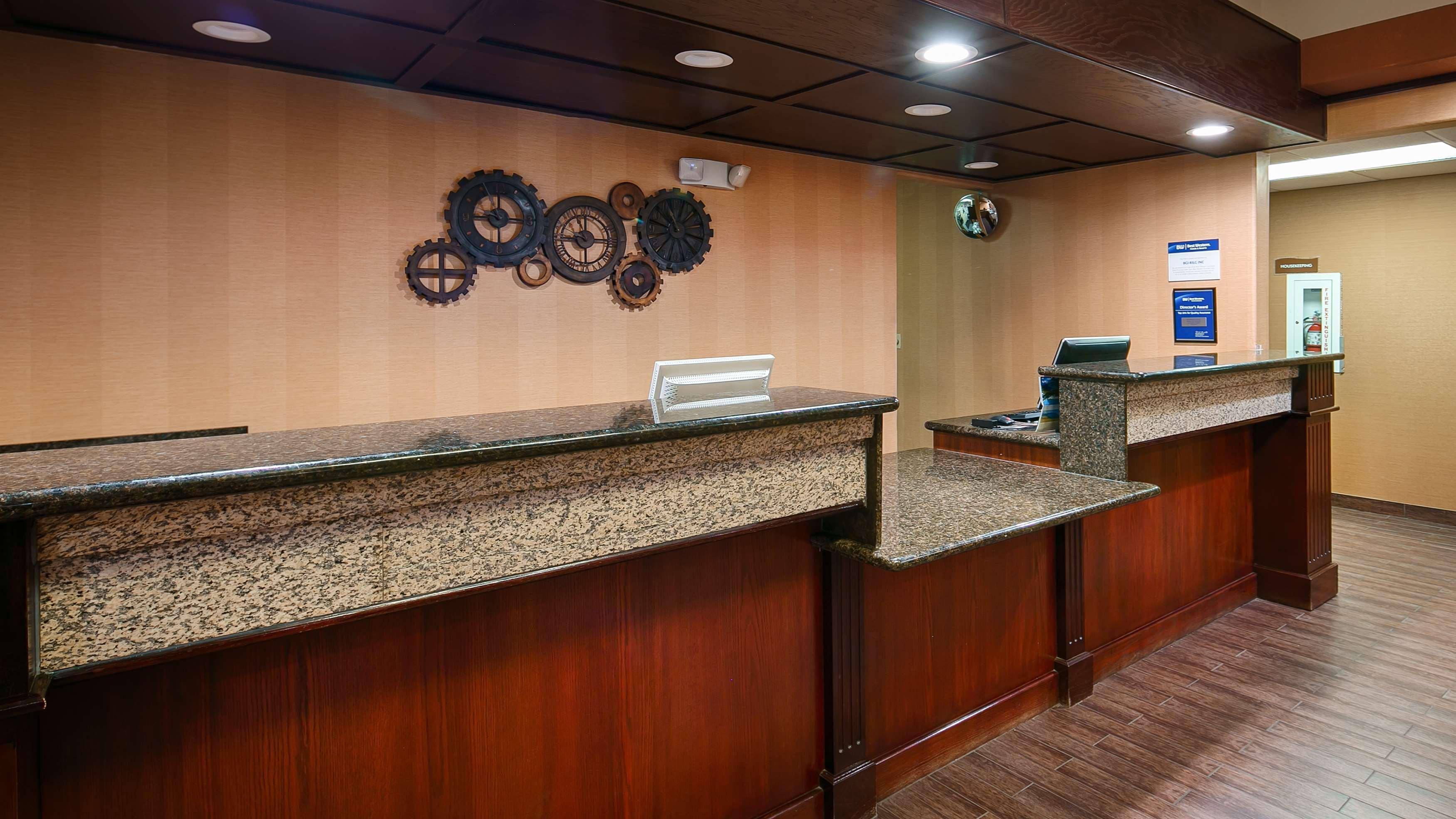 Best Western Plus Rama Inn & Suites لا غراندي المظهر الخارجي الصورة