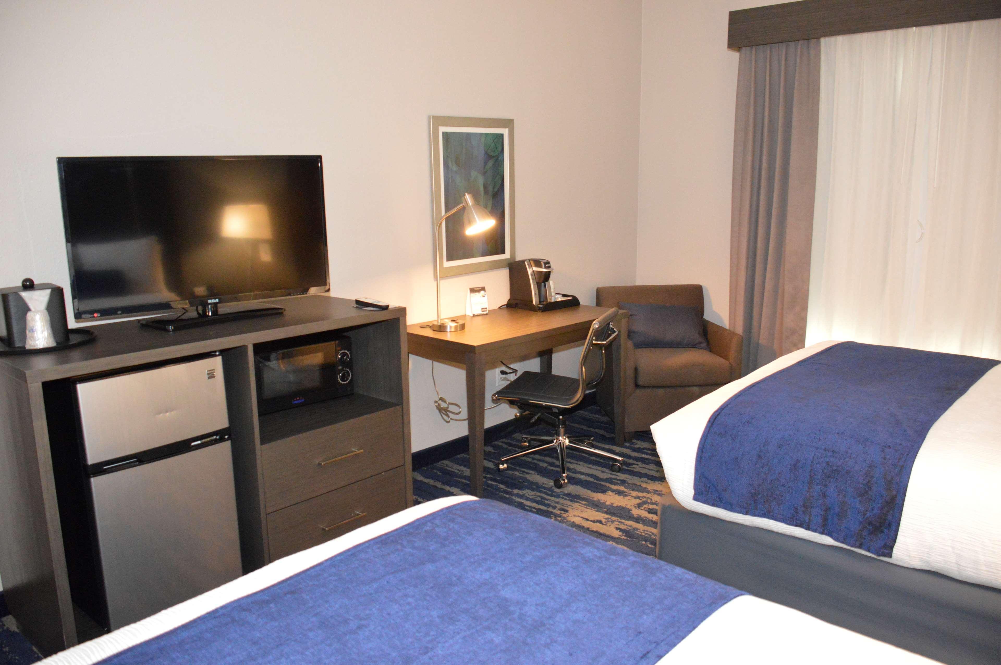 Best Western Plus Rama Inn & Suites لا غراندي المظهر الخارجي الصورة