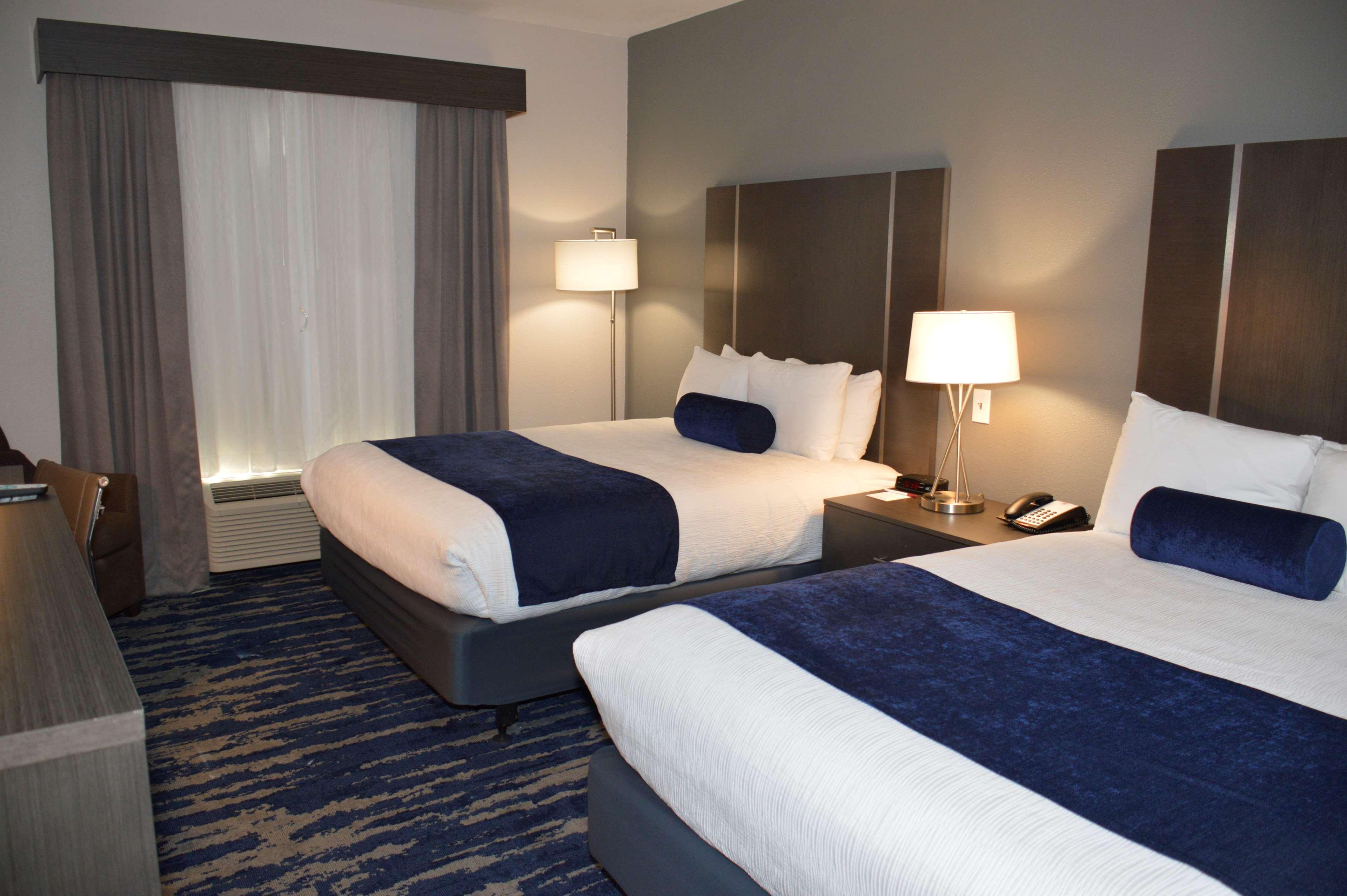 Best Western Plus Rama Inn & Suites لا غراندي المظهر الخارجي الصورة